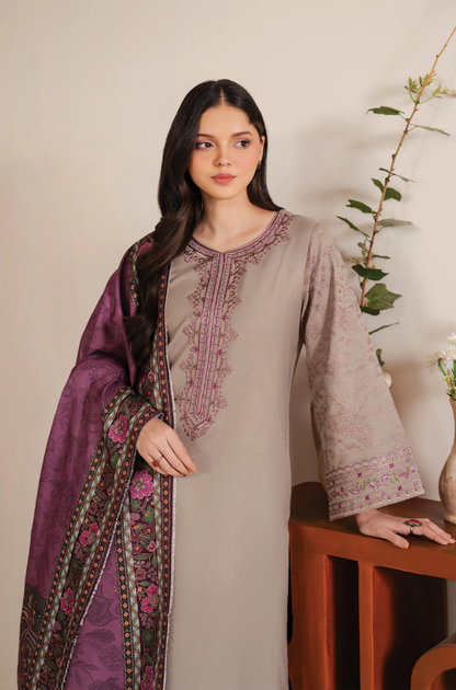 Garnet - 3PC Lawn Embroidered Suit - FFB0232