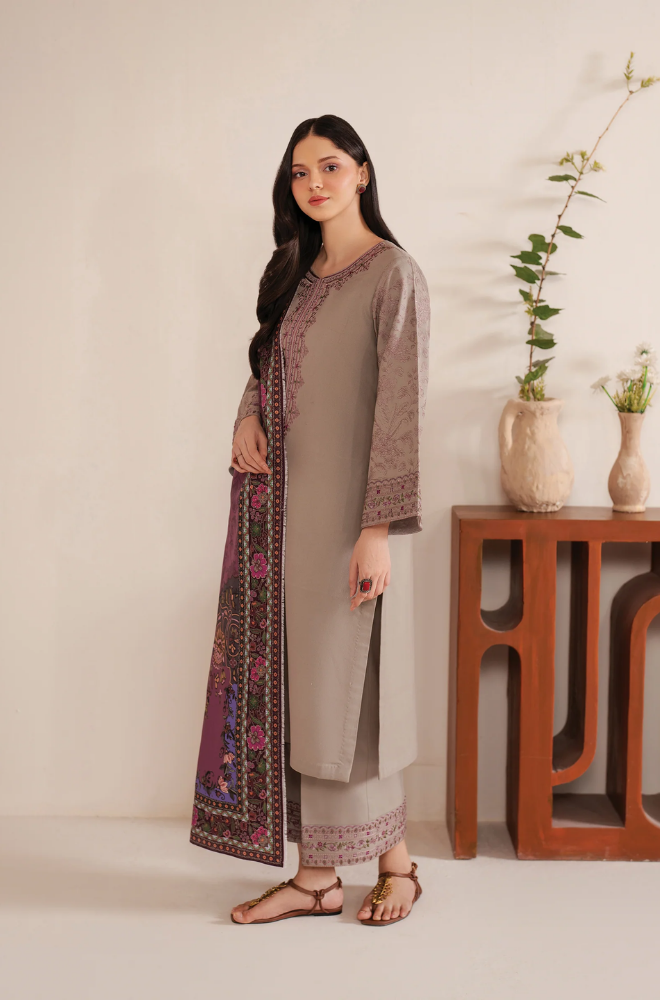 Garnet - 3PC Lawn Embroidered Suit - FFB0232